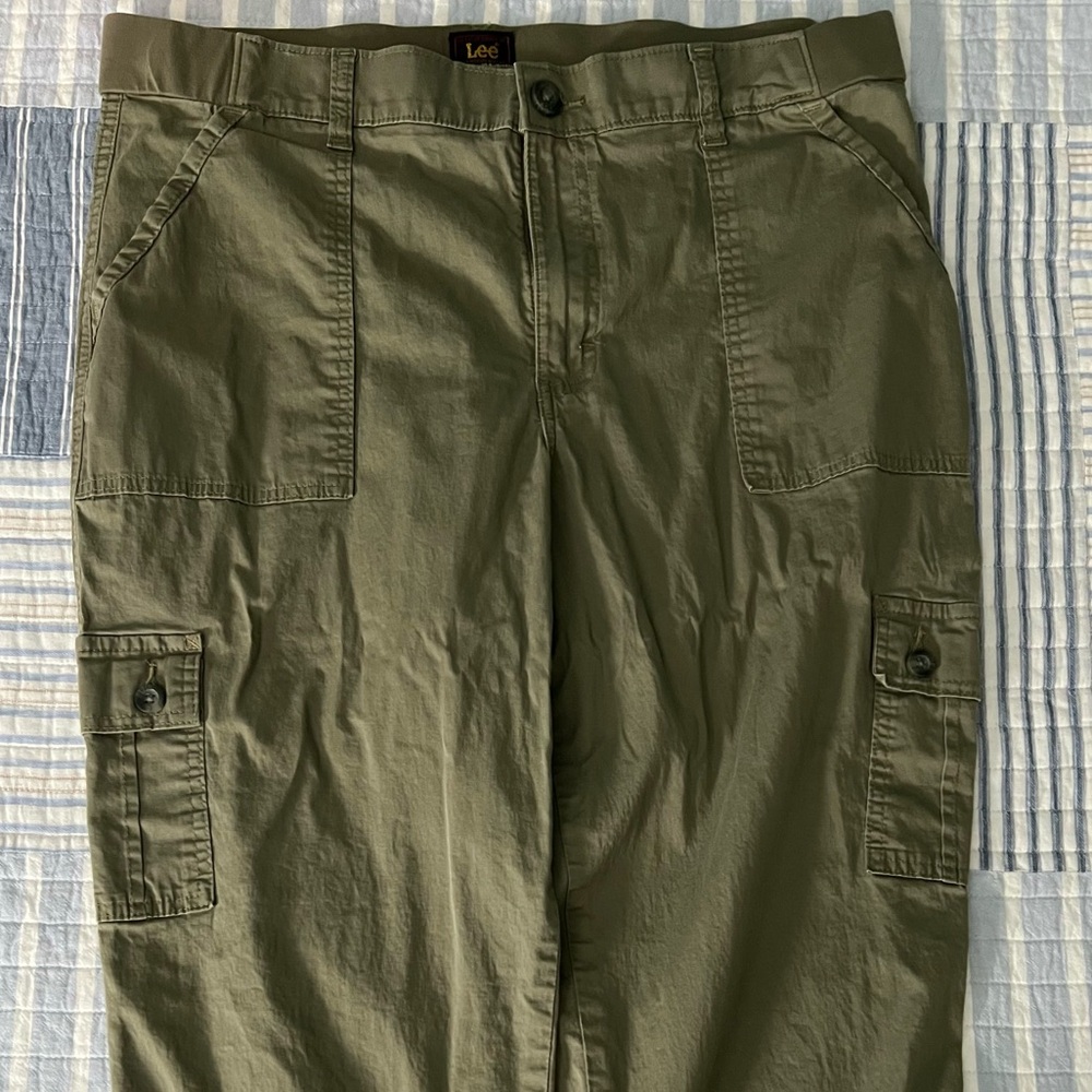 Lee Lot Of 2 Pair Capris - Picture 3 of 15